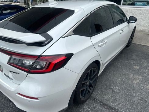 Used 2022 Honda Civic Sport Touring image 11