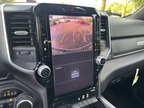Used 2025 RAM 1500 Big Horn AWD/4WD image 29