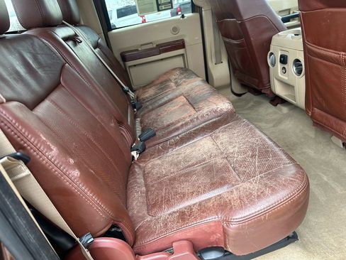 Used 2012 Ford F250 King Ranch w/ King Ranch w/Chrome Pkg image 24