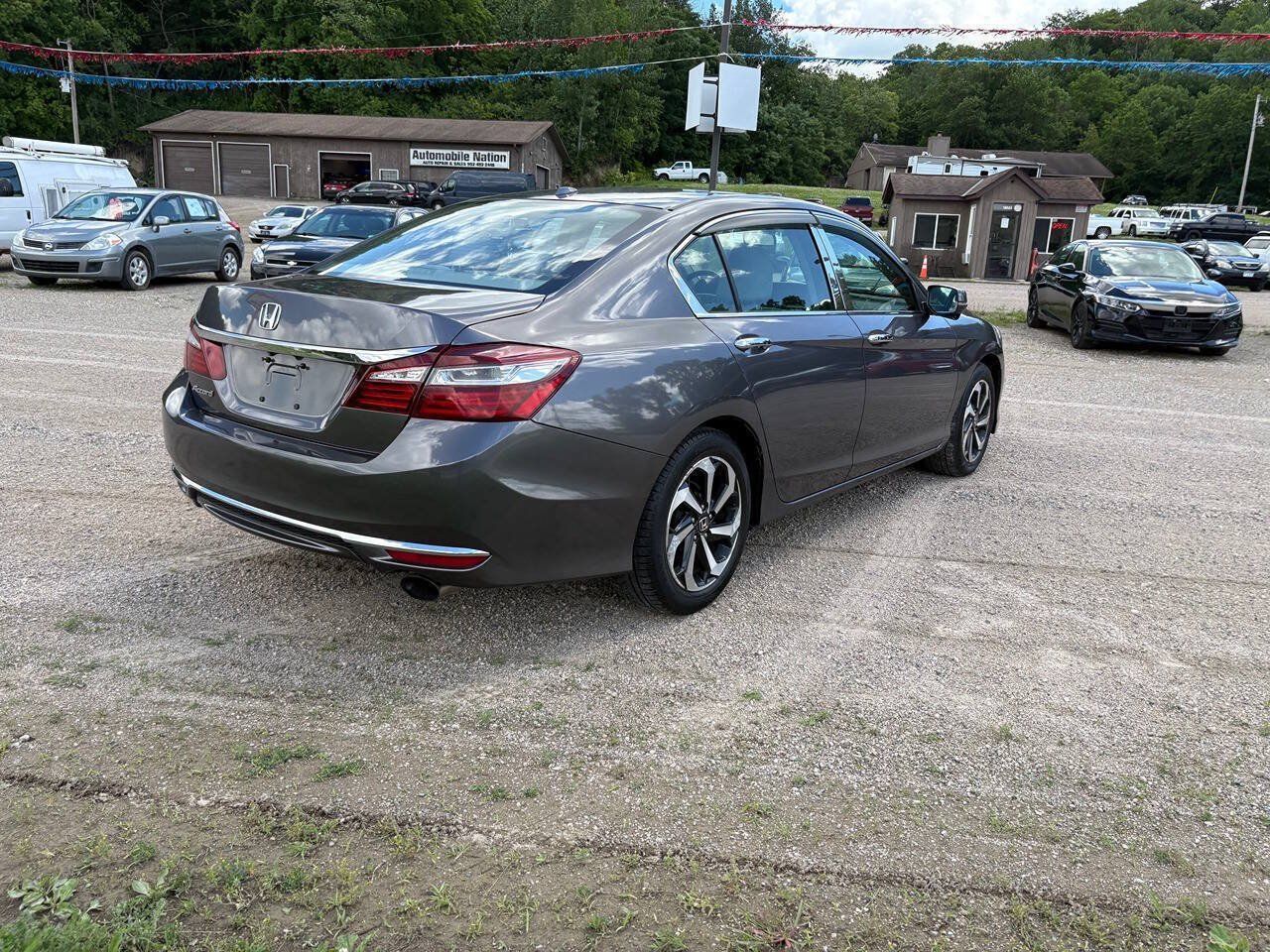 Used 2016 Honda Accord EX image 5