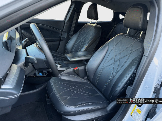 Used 2022 Ford Mustang Mach-E Select RWD image 10