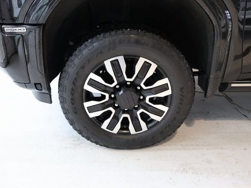 Certified 2025 GMC Sierra 2500 Denali Ultimate image 44