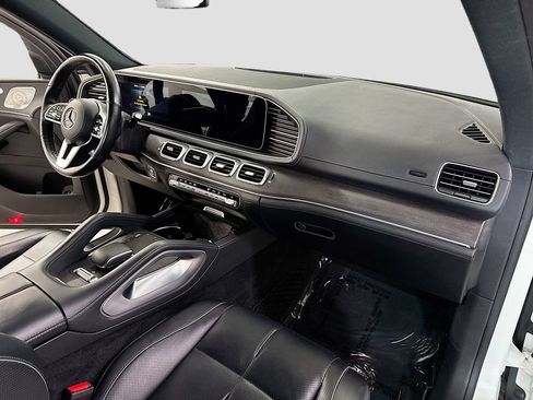 Used 2021 Mercedes-Benz GLS 450 4MATIC image 35