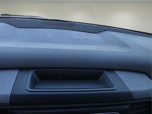 Used 2017 RAM 2500 Tradesman w/ Chrome Appearance Group image 65