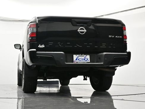 Used 2022 Nissan Frontier SV w/ Technology Package image 41