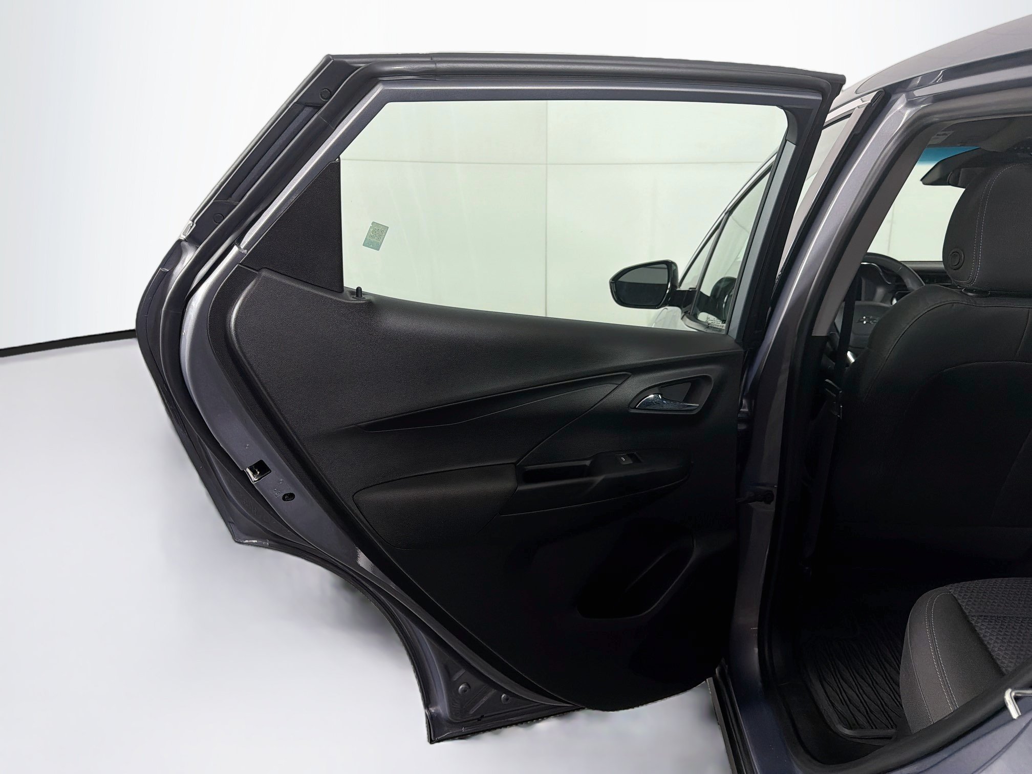 Used 2023 Chevrolet Bolt LT FWD image 24