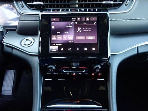 New 2026 Jeep Grand Cherokee L Laredo AWD/4WD image 16