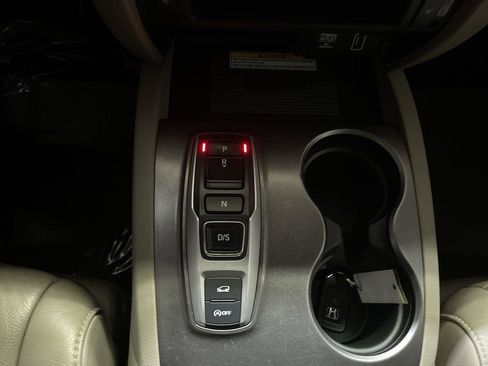 Used 2022 Honda Pilot Special Edition image 19