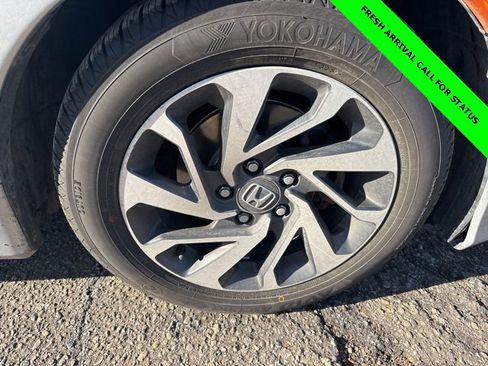 Used 2016 Honda Civic EX image 14