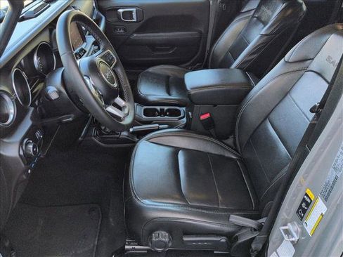 Used 2023 Jeep Wrangler Unlimited Sahara AWD/4WD image 22
