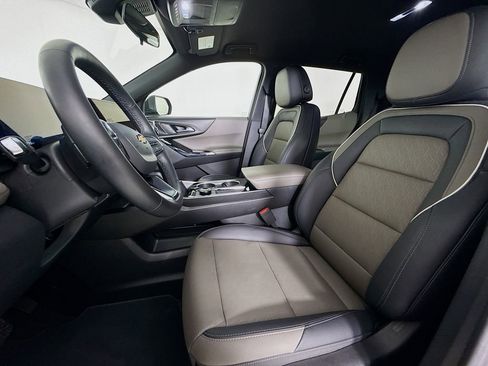 Used 2026 Chevrolet Equinox LT w/ Convenience Package II image 21