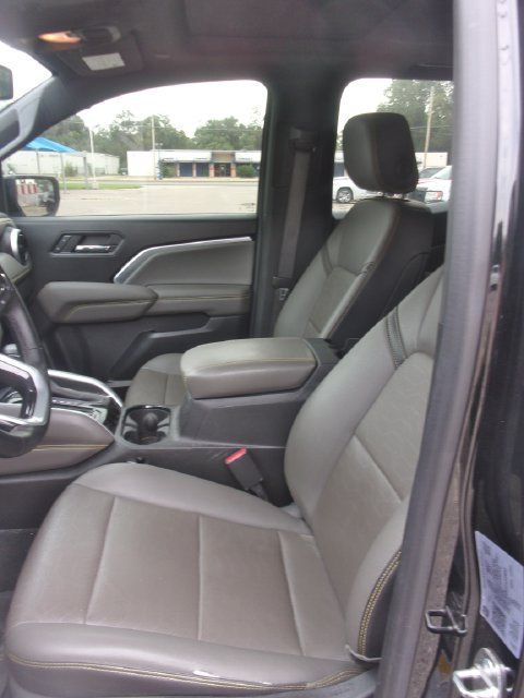 Used 2023 Chevrolet Colorado ZR2 w/ ZR2 Convenience Package III AWD/4WD image 11