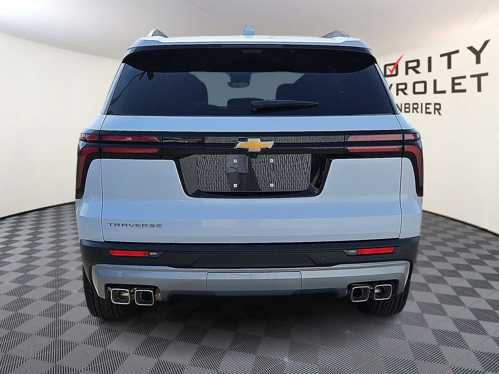 New 2027 Chevrolet Traverse LT w/ Driver Confidence Package FWD image 5