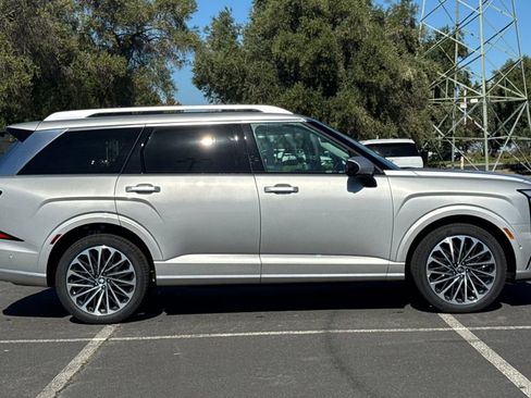 New 2026 Hyundai Palisade Calligraphy image 3