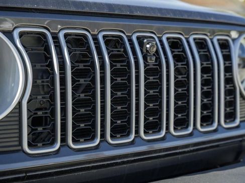 New 2025 Jeep Wrangler Sahara w/ Technology Group image 9