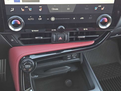 Used 2023 Lexus NX 350 F Sport image 19