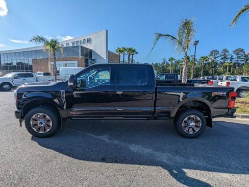 New 2025 Ford F350 King Ranch w/ FX4 Off-Road Package image 8