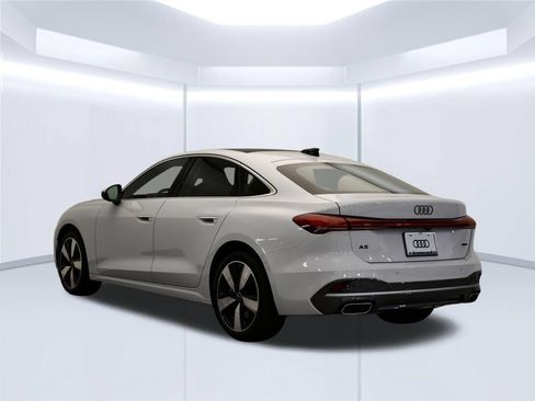Used 2025 Audi A5 2.0T Premium Plus w/ Premium Plus AWD/4WD image 3