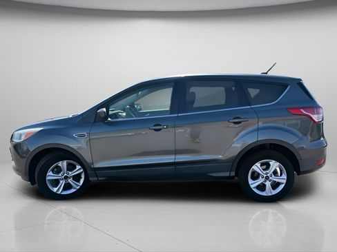 Used 2015 Ford Escape SE FWD image 13