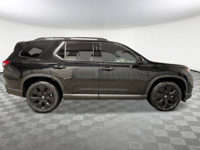 New 2026 Honda Pilot Black Edition image 7