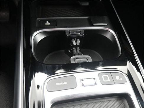 New 2025 Mercedes-Benz GLA 250 image 3