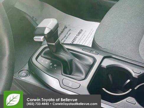 Used 2025 Kia K4 LXS image 27