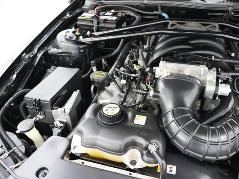 Used 2007 Ford Mustang GT Premium RWD image 17