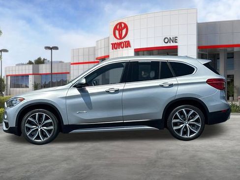 Used 2018 BMW X1 sDrive28i w/ Convenience Package FWD image 8
