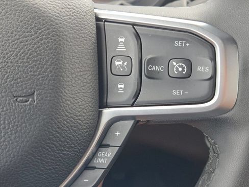 Certified 2026 RAM 2500 Big Horn AWD/4WD image 34