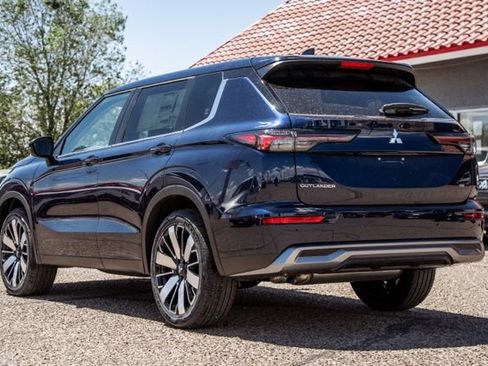 New 2026 Mitsubishi Outlander SE FWD image 7