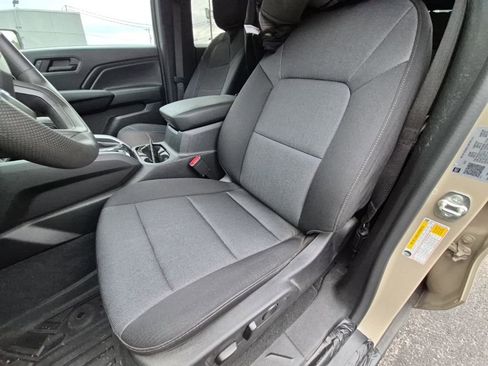 Used 2024 Chevrolet Colorado Trail Boss w/ Advanced Trailering Package image 11