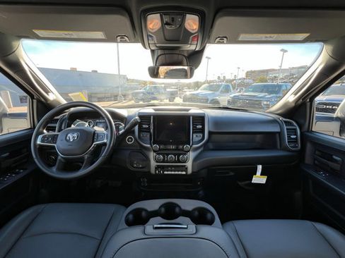 New 2026 RAM 2500 Tradesman w/ Chrome Appearance Group image 9