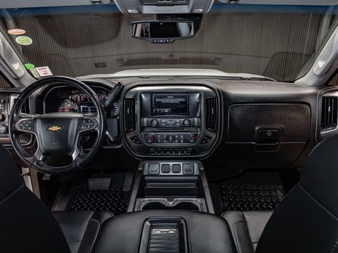 Used 2019 Chevrolet Silverado 2500 LTZ w/ Duramax Plus Package AWD/4WD image 17