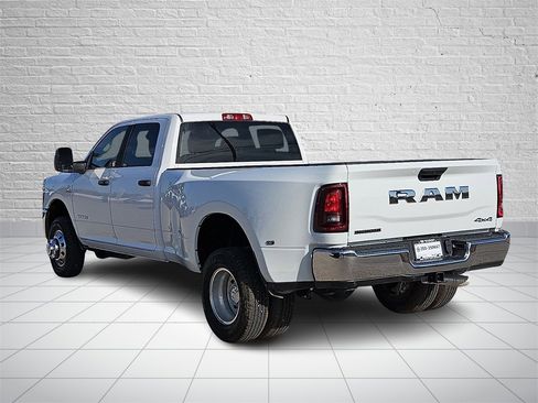 New 2025 RAM 3500 Big Horn image 3