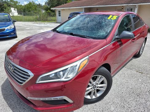 Used 2015 Hyundai Sonata SE FWD image 1