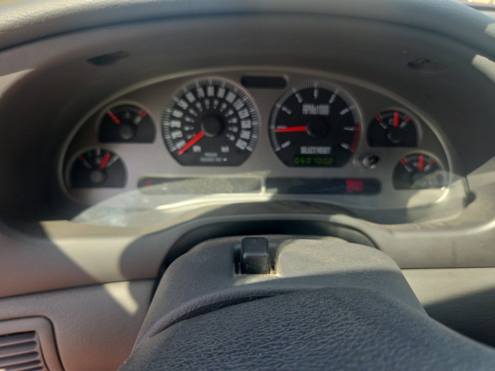 Used 2004 Ford Mustang Mach 1 RWD image 14