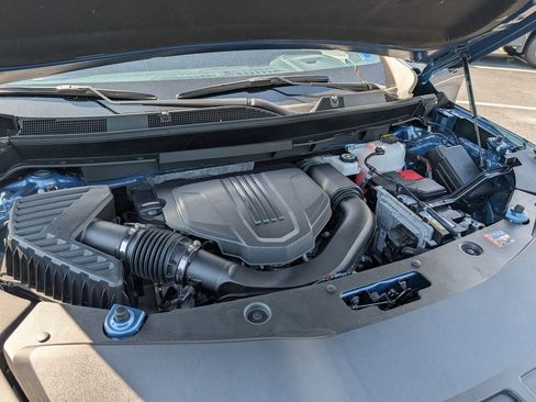 Used 2025 Buick Enclave Preferred FWD image 28