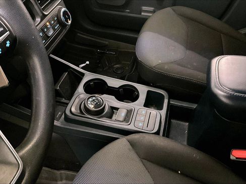 Used 2023 Ford Maverick XL image 16