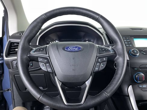 Used 2018 Ford Edge SEL w/ Class II Trailer Tow Package AWD/4WD image 14