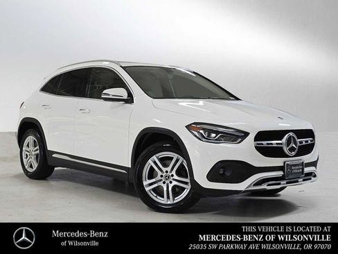 Used 2022 Mercedes-Benz GLA 250 4MATIC image 1