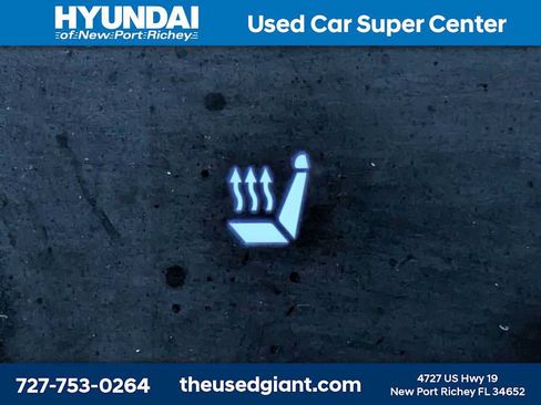 Used 2025 Hyundai Santa Fe SEL FWD image 28