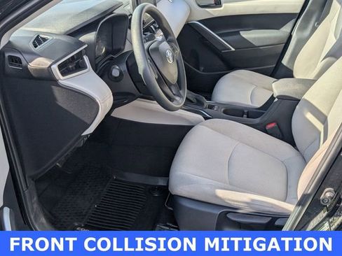 Used 2024 Toyota Corolla Cross L image 4
