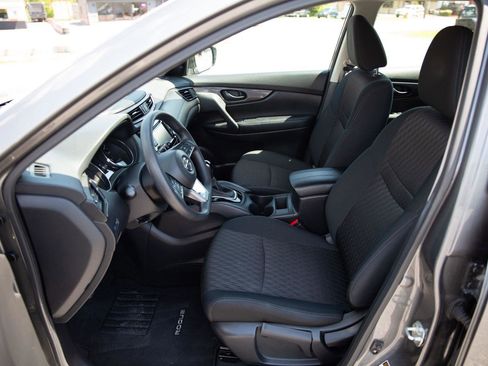 Used 2020 Nissan Rogue S AWD/4WD image 18