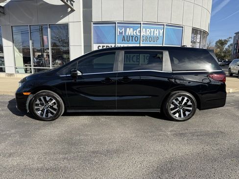 Used 2025 Honda Odyssey EX-L image 2