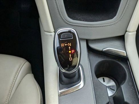 Used 2018 Cadillac XT5 Luxury w/ Driver Awareness Package image 14