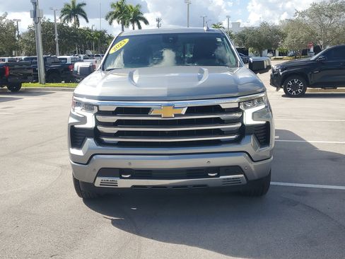 Used 2023 Chevrolet Silverado 1500 High Country image 8