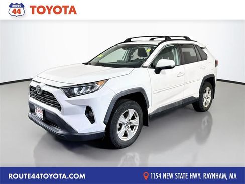 Used 2019 Toyota RAV4 XLE w/ Convenience Package AWD/4WD image 1
