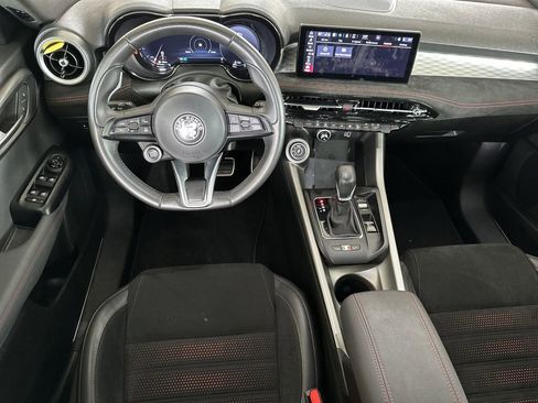 Used 2024 Alfa Romeo Tonale Veloce image 15