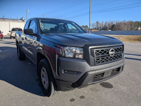 Used 2024 Nissan Frontier S w/ Technology Package image 14