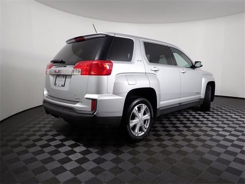 Used 2017 GMC Terrain SLE image 14